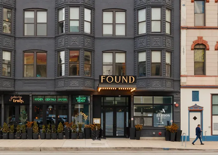 Found Hotels, Chicago, Series By Marriott Hotel