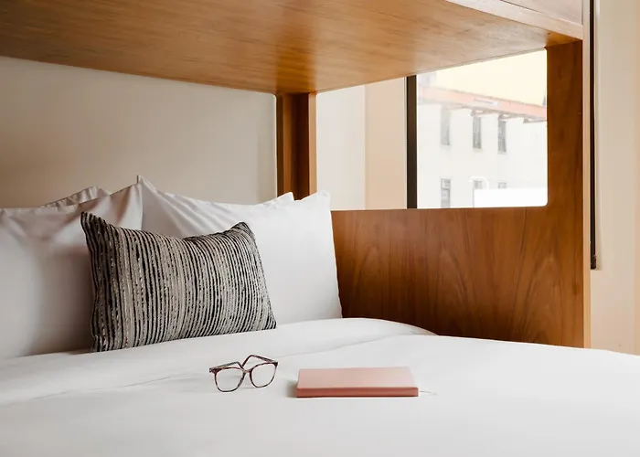 Found Hotels, Chicago, Series By Marriott Chicago