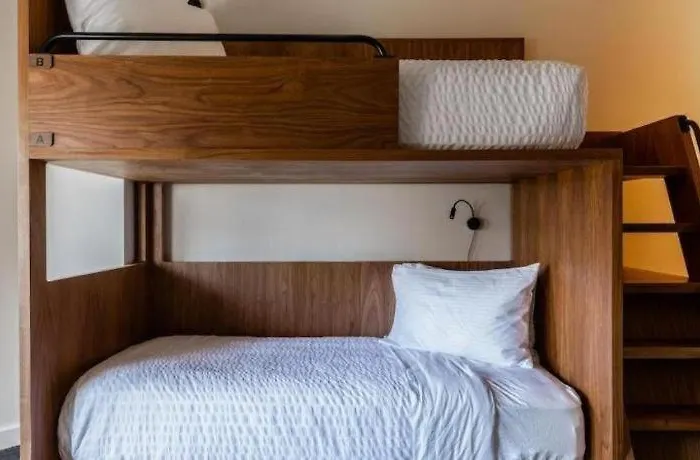 Found Hotels, Chicago, Series By Marriott 3* Chicago
