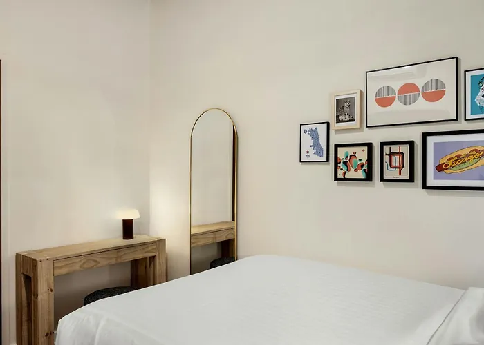 Hotel Found Hotels, Chicago, Series By Marriott Chicago